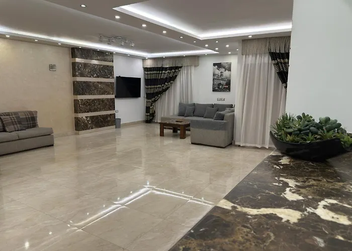 Le Royal Residence 1