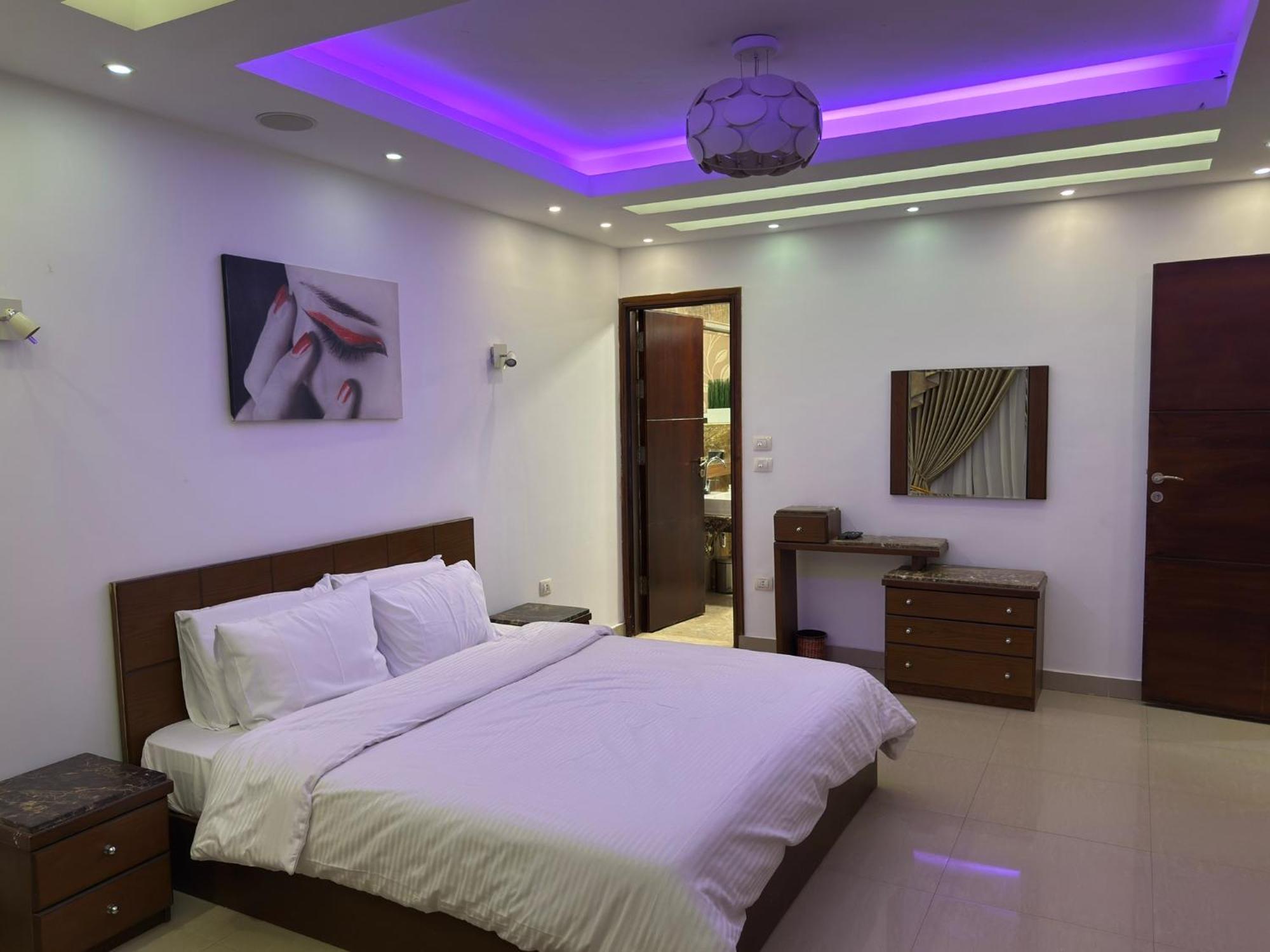 Le Royal Apartment